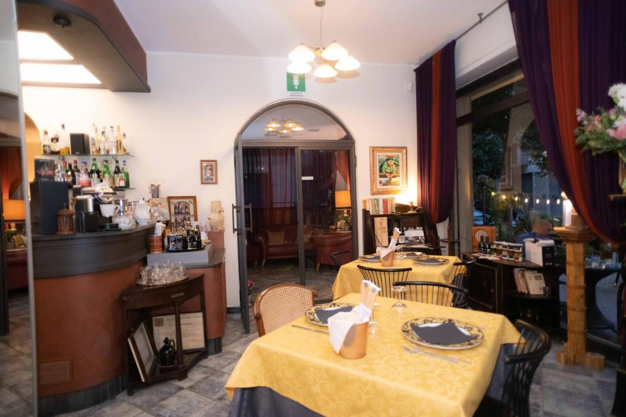 Hotel Magnolia Albenga Eksteriør billede