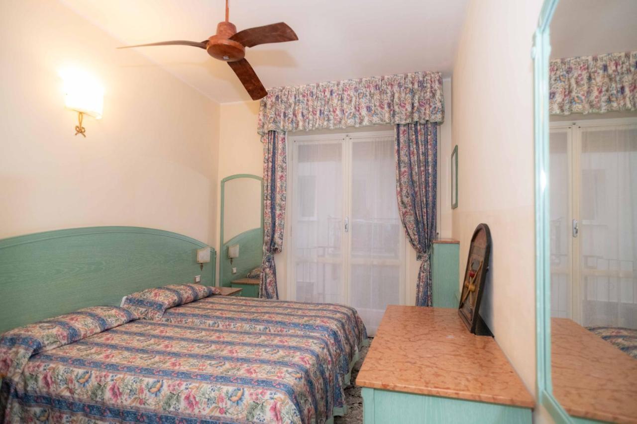 Hotel Magnolia Albenga Eksteriør billede