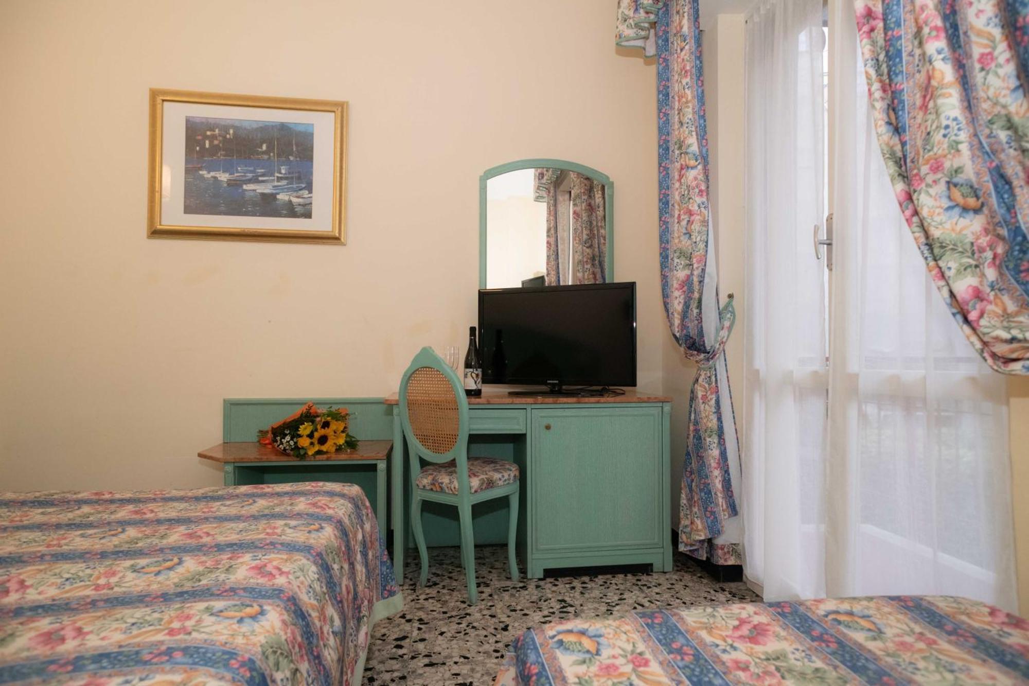 Hotel Magnolia Albenga Eksteriør billede