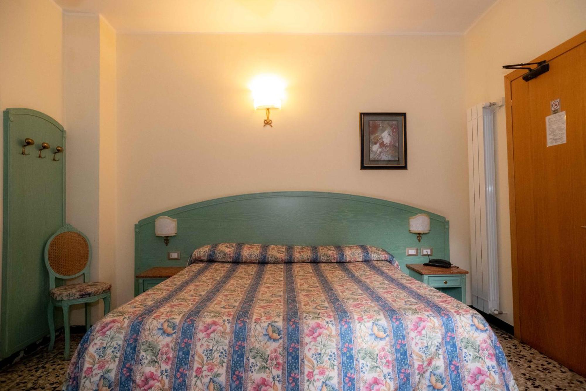 Hotel Magnolia Albenga Eksteriør billede