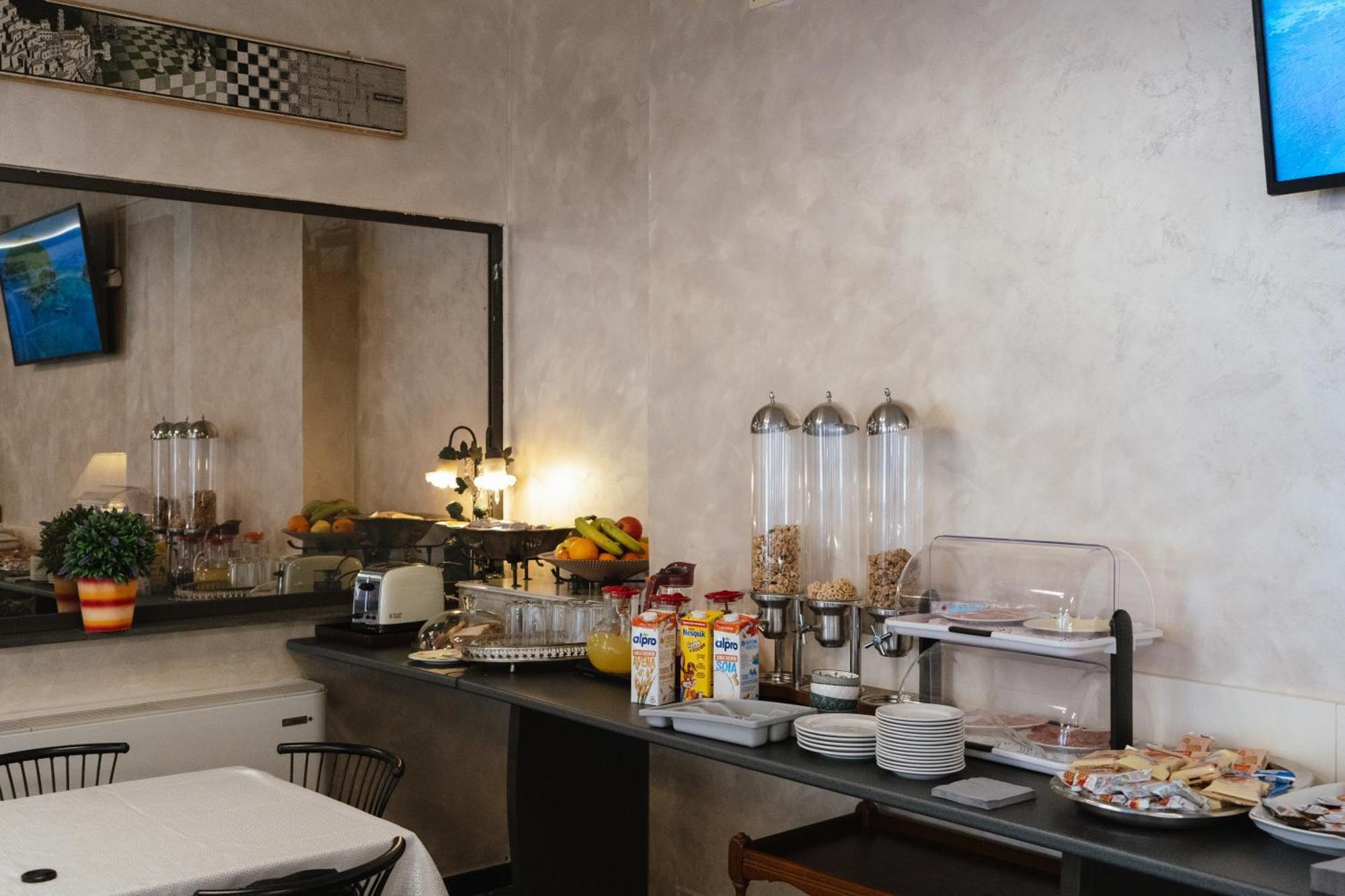 Hotel Magnolia Albenga Eksteriør billede
